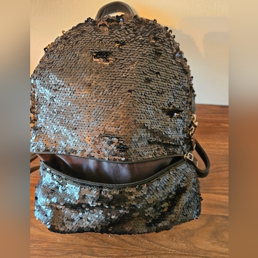 Black Sequined Faux Leather Small Backpack Adjustable Strap Silvertone Hardware - Picture 5 of 16